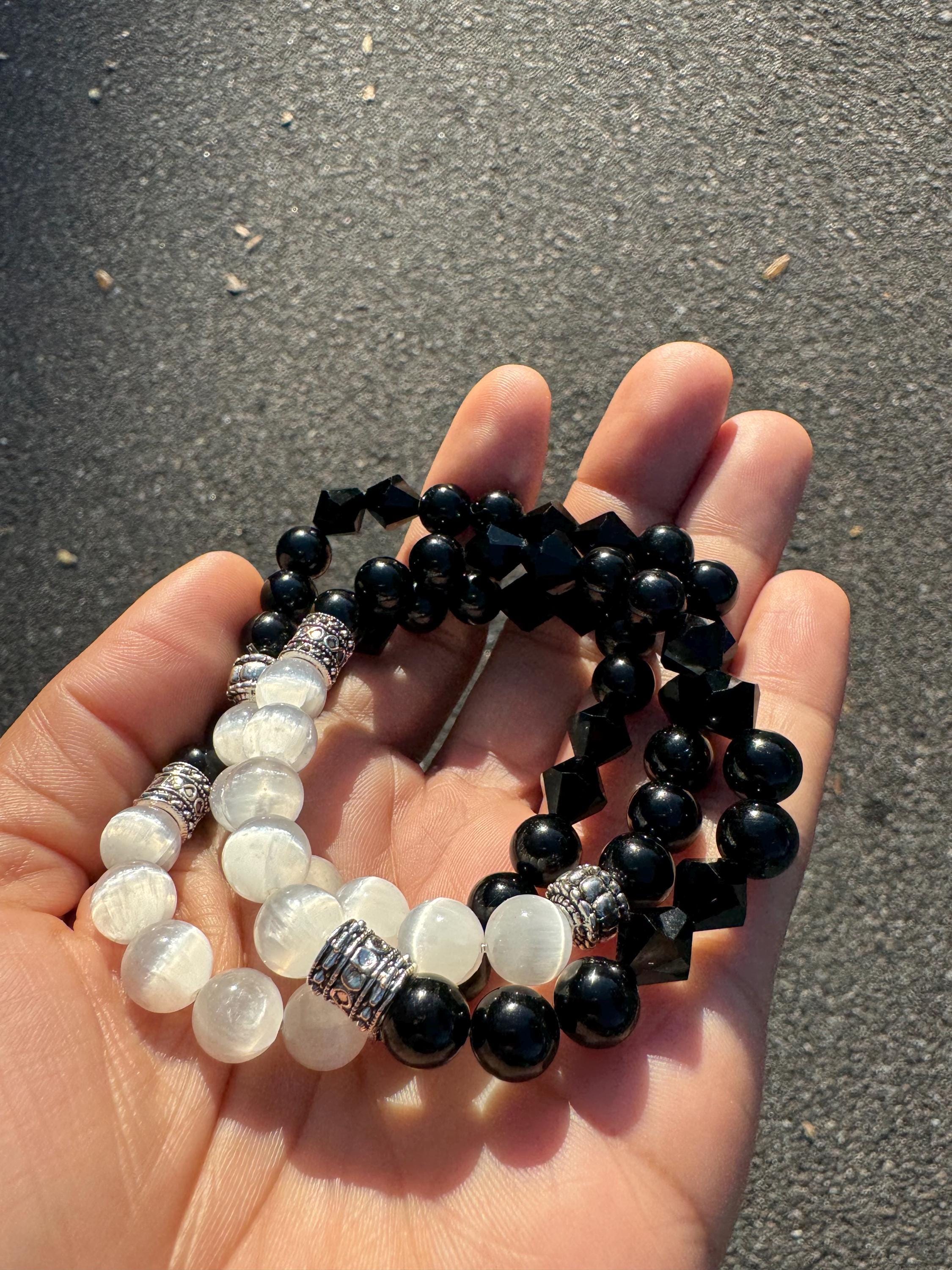 Selenite and Tourmaline bracelet, size medium, 8mm